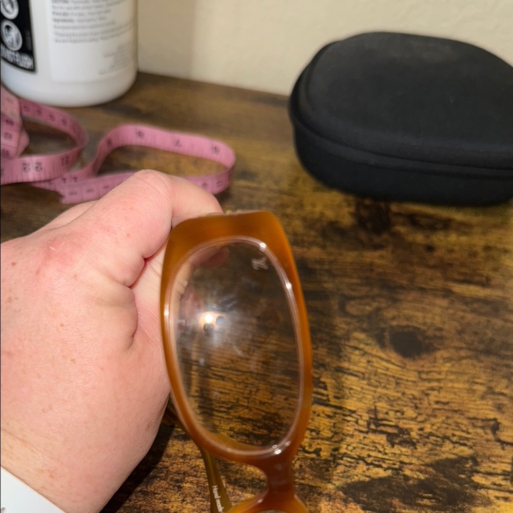 Louis Vuitton Havana Brown Women's glasses - Picture 7 of 11